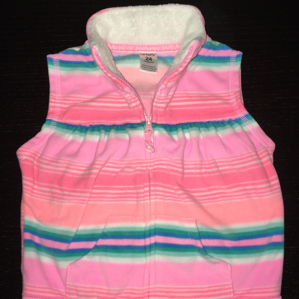 🎈SOLD🎈Baby girl Carter’s vest and pants